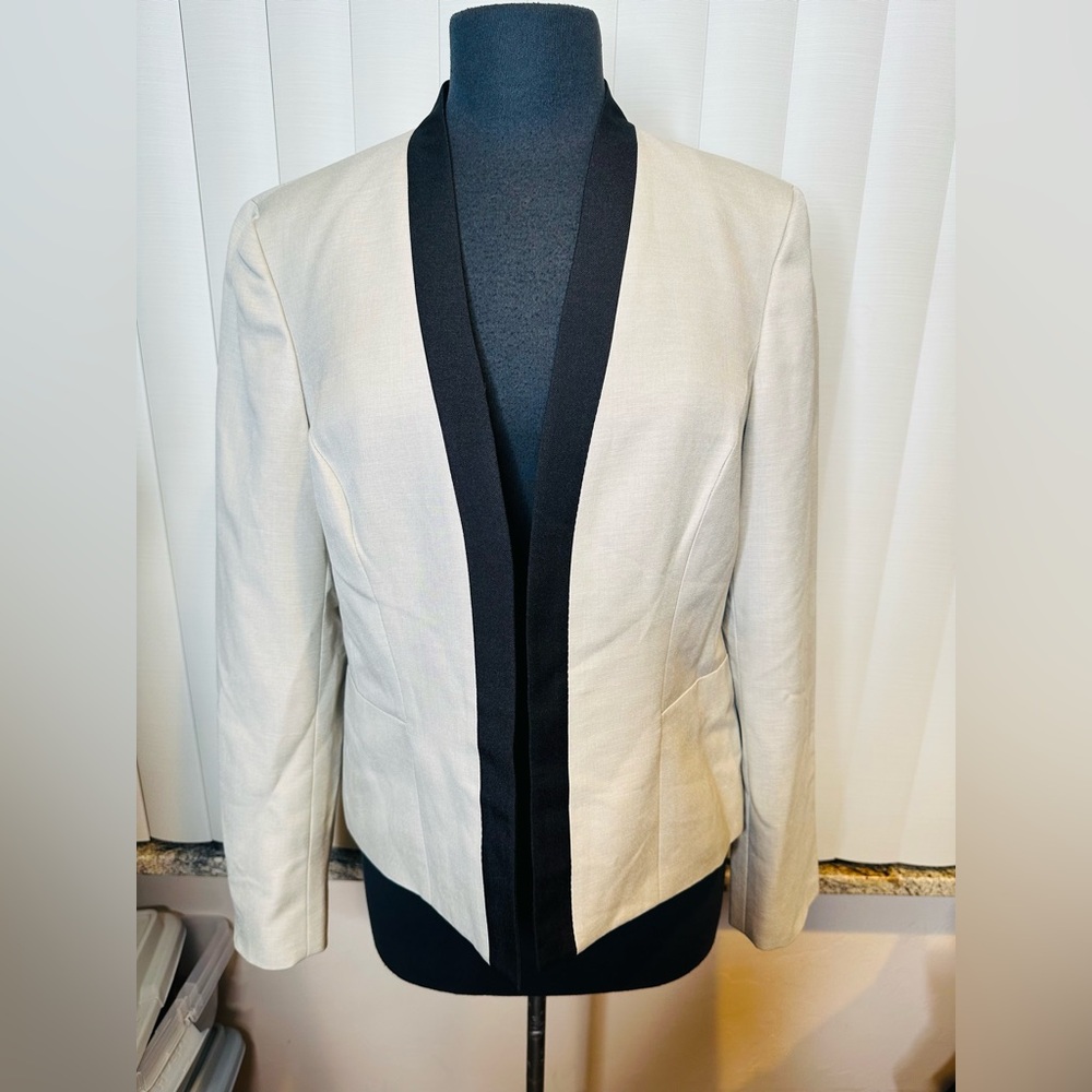 BLACK LABEL by Evan Picone Lined Framed Blazer Oatmeal Black Blazer Size 10